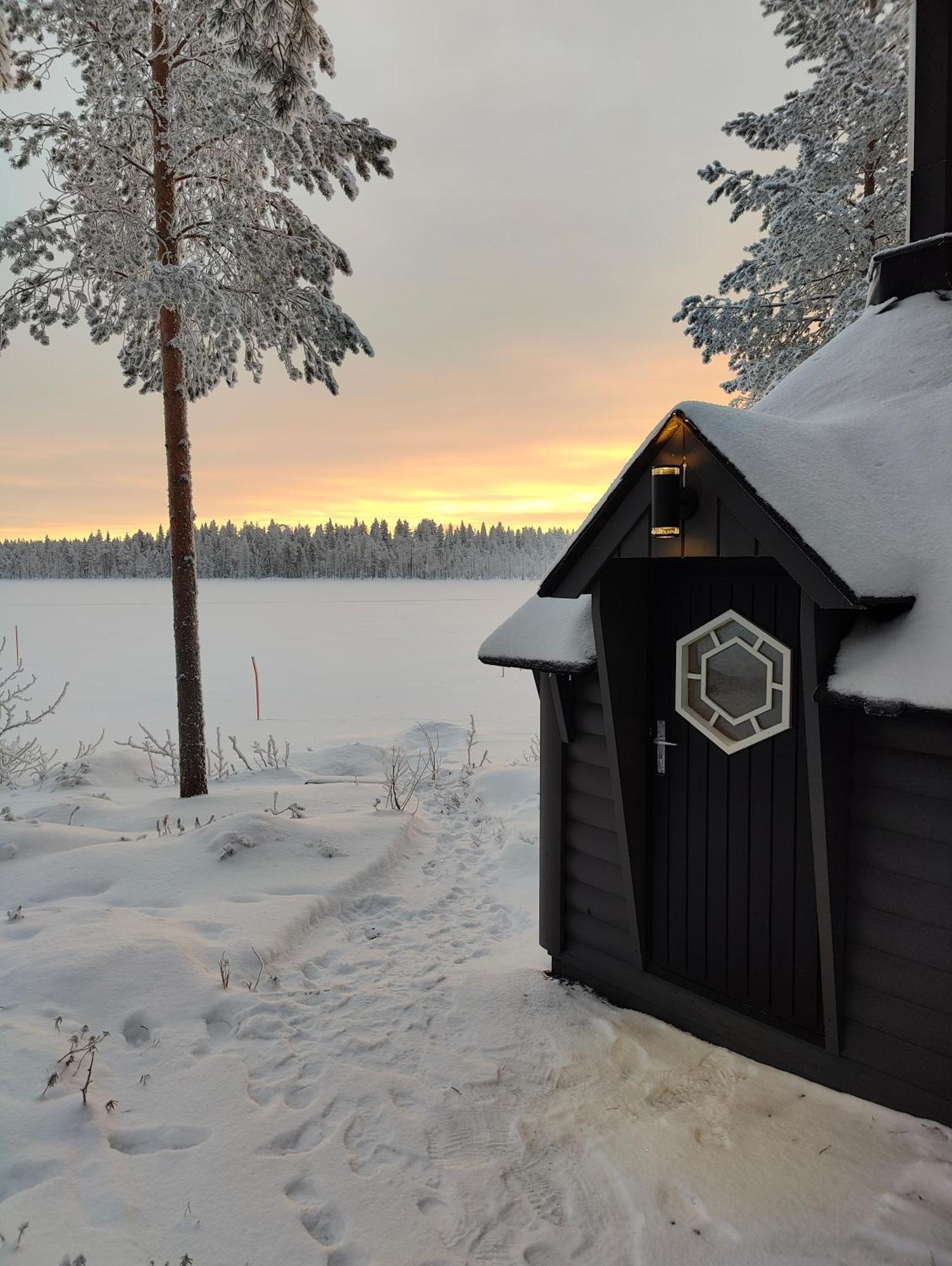 Villa Latvus Rovaniemi Bagian luar foto